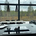 Villa Modern Joenpolku With Jacuzzi, Sauna And Scenic Views *