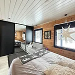 Modern Joenpolku With Jacuzzi, Sauna And Scenic Views Villa