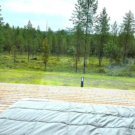 Modern Joenpolku With Jacuzzi, Sauna And Scenic Views 빌라