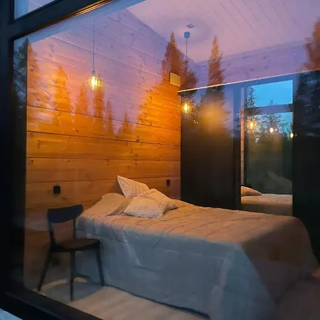 Modern Joenpolku With Jacuzzi, Sauna And Scenic Views 루카