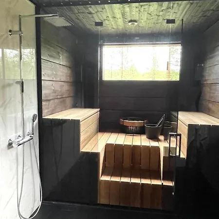 빌라 Modern Joenpolku With Jacuzzi, Sauna And Scenic Views