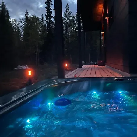 빌라 Modern Joenpolku With Jacuzzi, Sauna And Scenic Views *