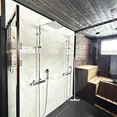 Modern Joenpolku With Jacuzzi, Sauna And Scenic Views Rukatunturi